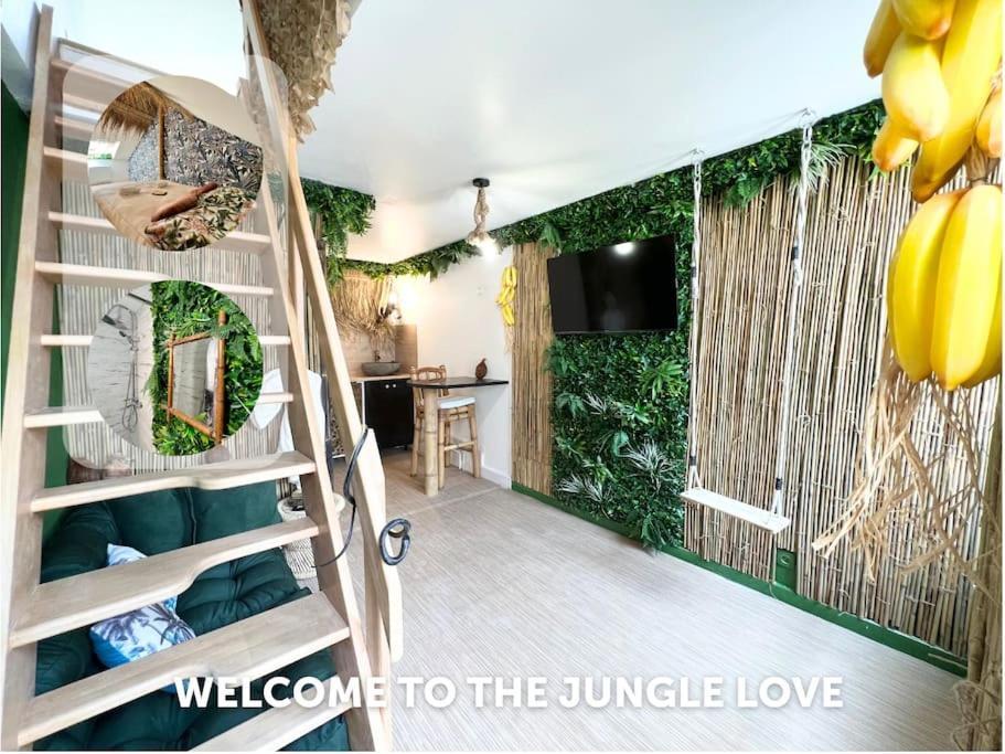 Souppes-sur-Loing Nuit Dans La Jungle - Love Room מראה חיצוני תמונה